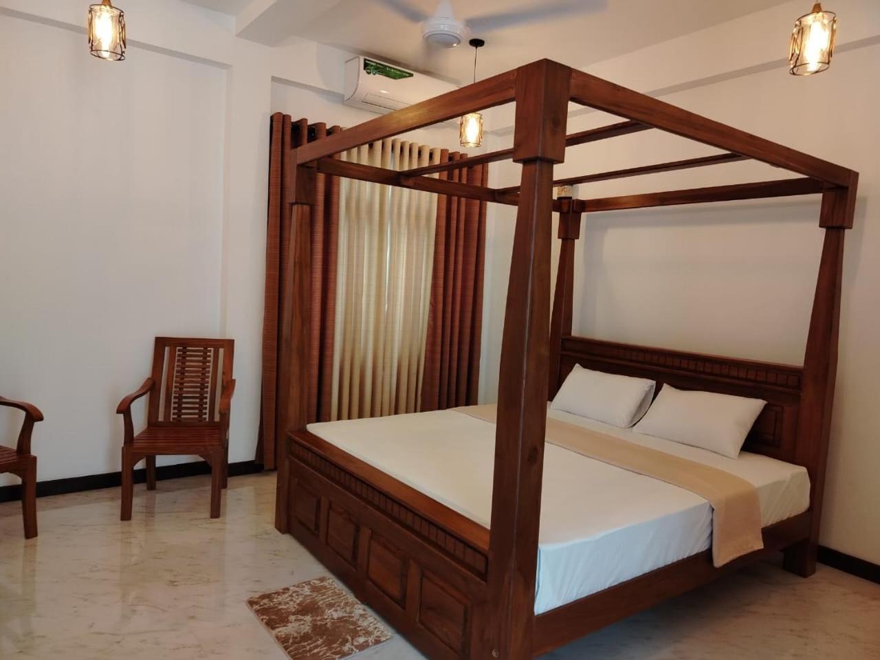 Diora Hotel Ratnapura Kültér fotó