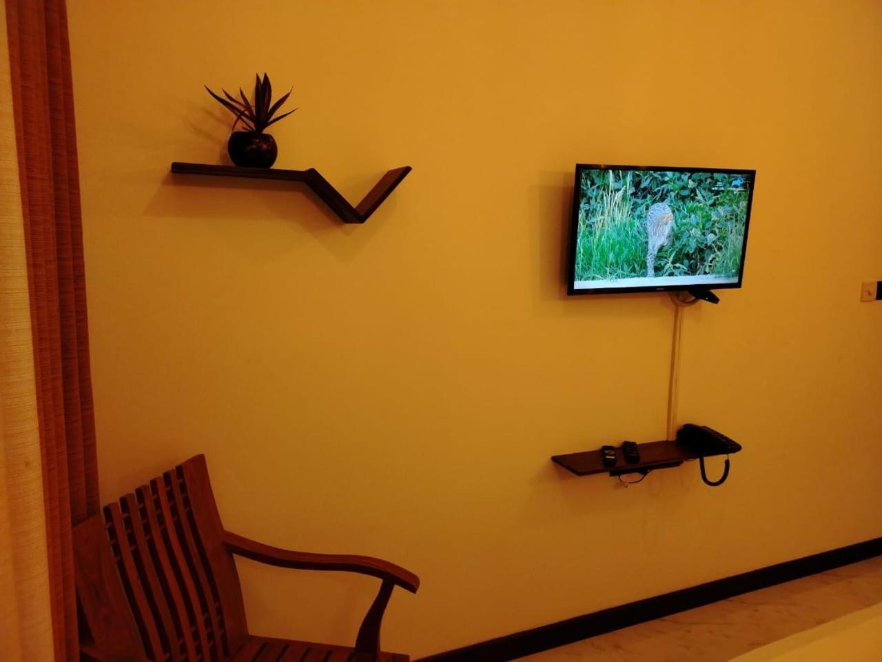 Diora Hotel Ratnapura Kültér fotó