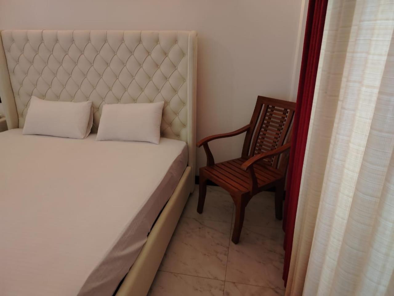 Diora Hotel Ratnapura Kültér fotó