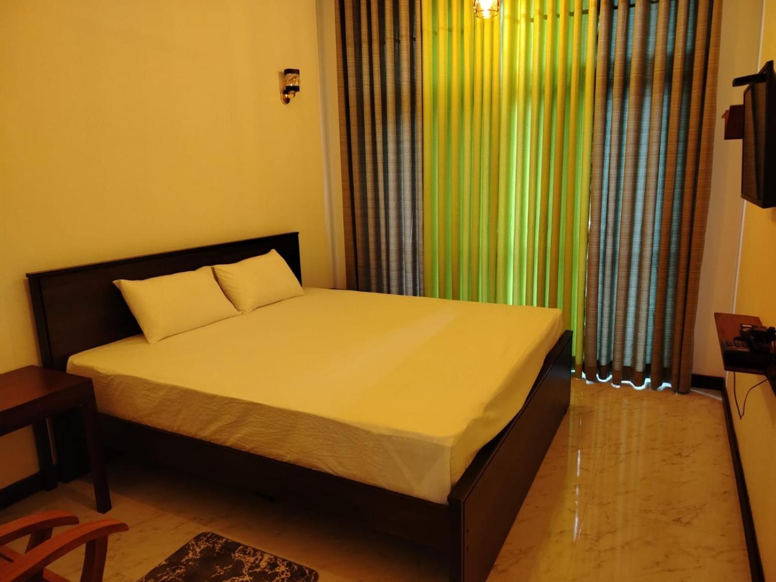 Diora Hotel Ratnapura Kültér fotó