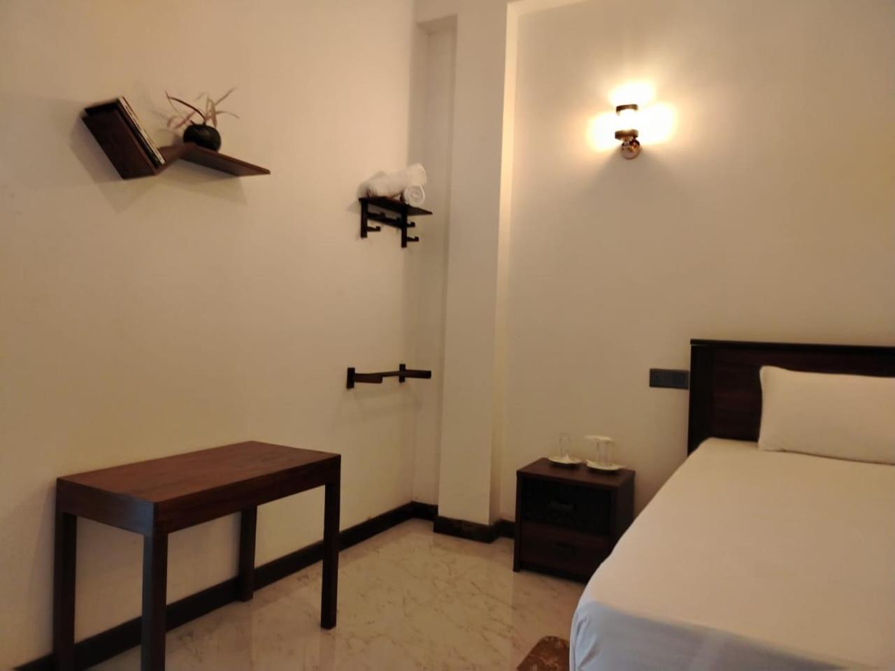 Diora Hotel Ratnapura Kültér fotó