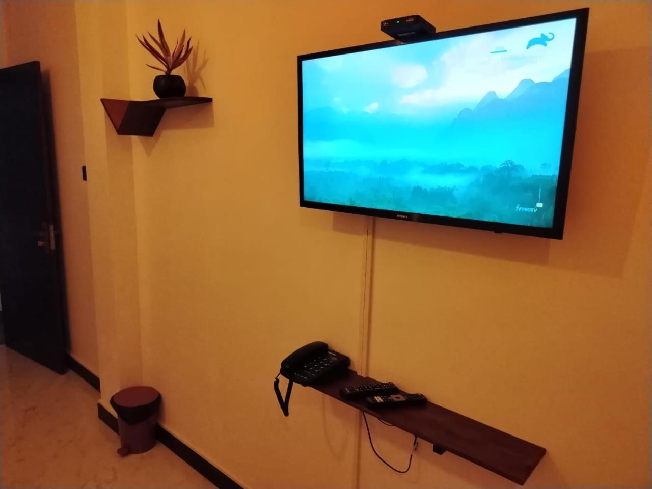 Diora Hotel Ratnapura Kültér fotó